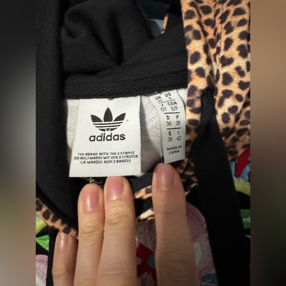 FARM RIO x Adidas Originals. Embroidered floral animal print sweater sz Small. - Picture 10 of 13